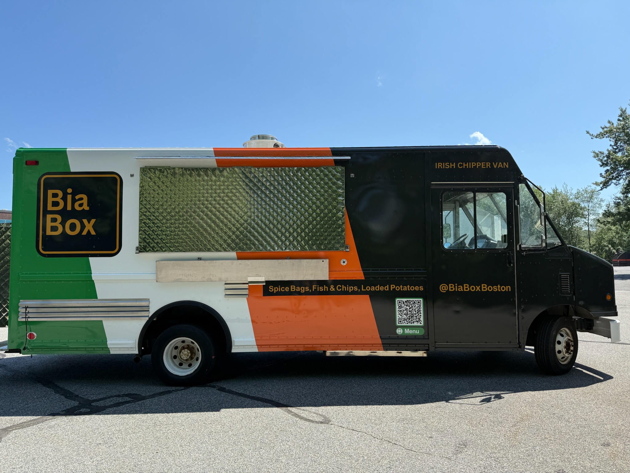 Food truck wrap at event
