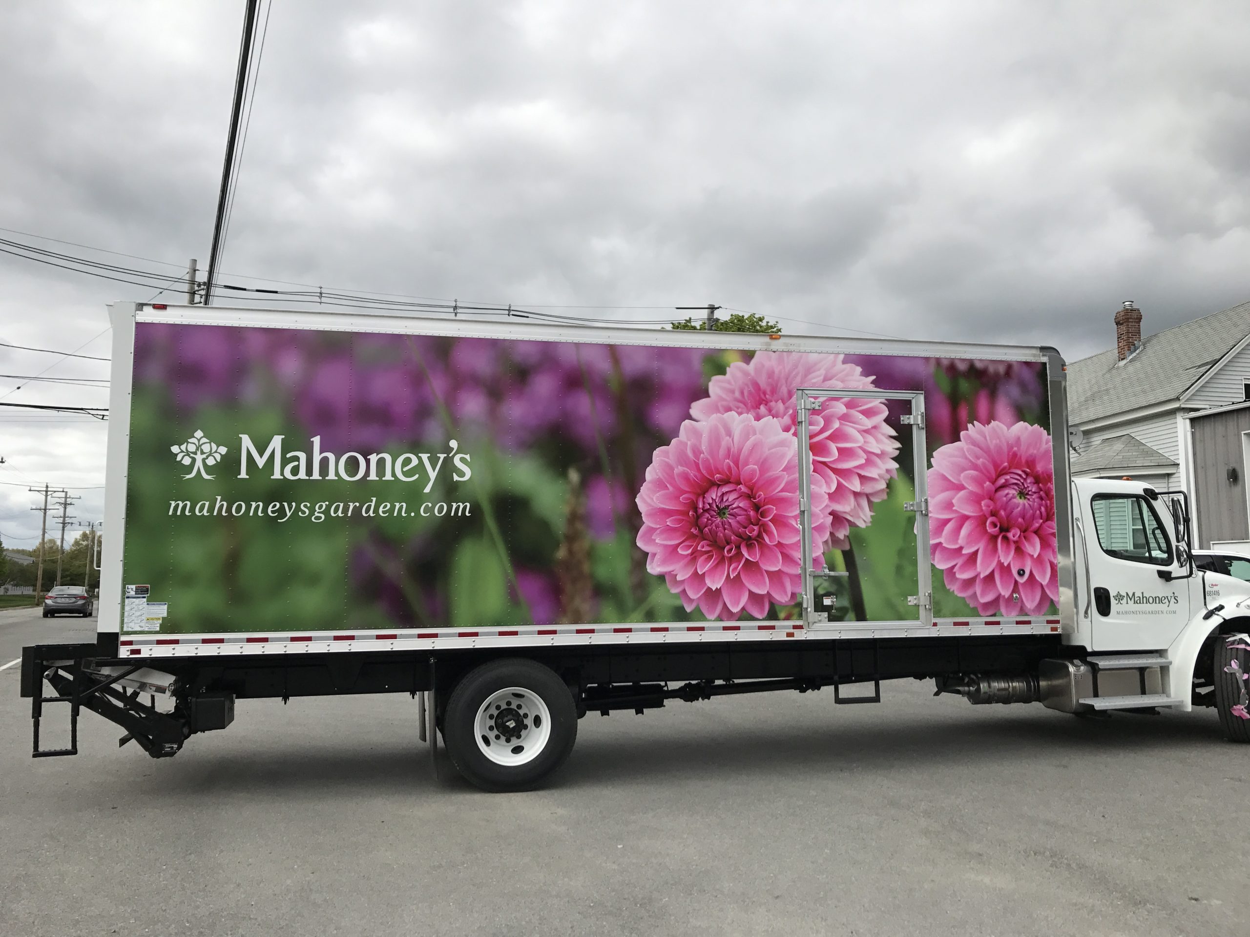 Commercial utility truck graphics